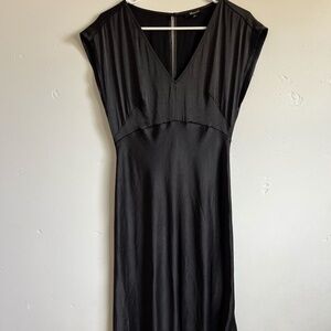 Madewell Black Satin Wide V-Neck Midi Dress Size 4